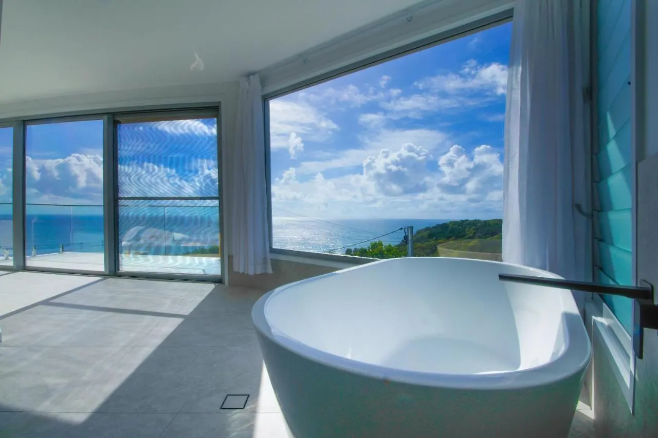 Coolum Luxury Apartment With King Bed And Ocean Views Coolum Beach 0*,  Australia